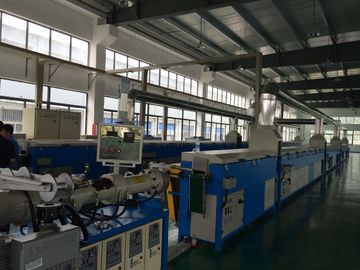 Κίνα Λαστιχένια γραμμή εξώθησης λουρίδων EPDM, λαστιχένια μηχανή εξώθησης σιλικόνης CE ISO9001  εργοστάσιο